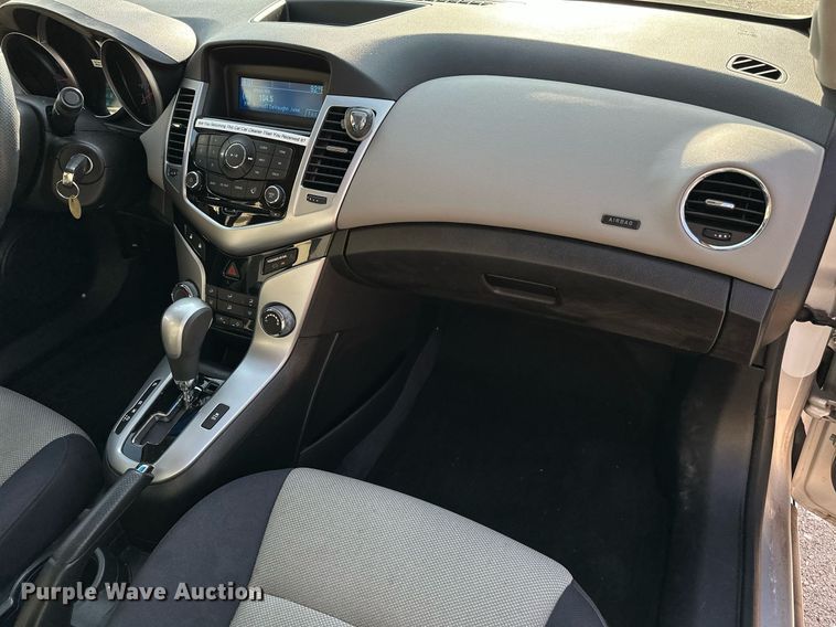 image for item HN9967 2013 Chevrolet Cruze