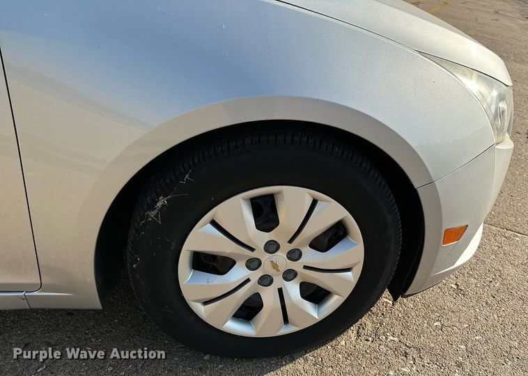 image for item HN9967 2013 Chevrolet Cruze