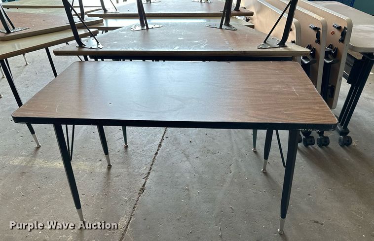 image for item HN9969 (15) tables