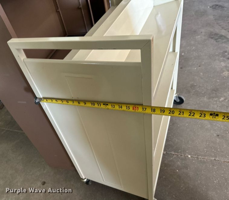 image for item HN9972 (7) shelving units