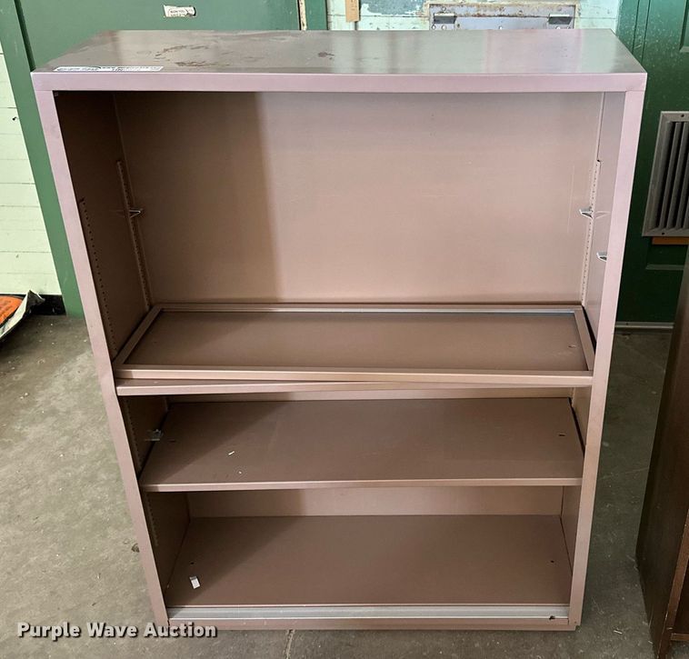 image for item HN9972 (7) shelving units