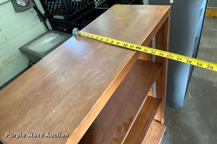 image for item HN9972 (7) shelving units