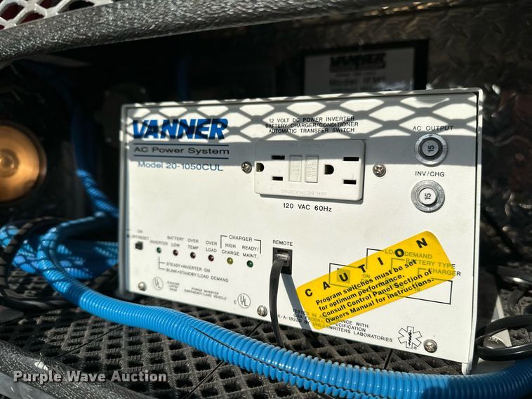 image for item HN9985 1998 Ford E450  ambulance