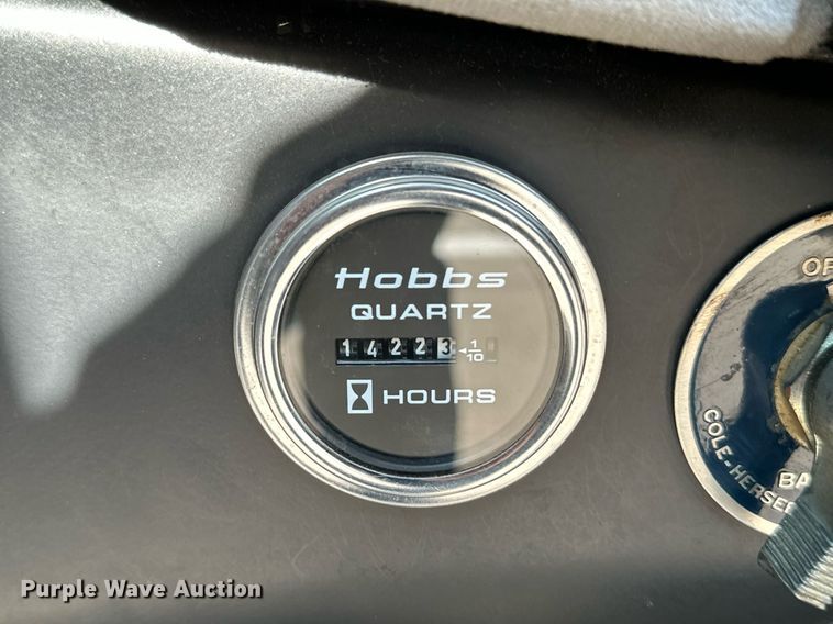 image for item HN9985 1998 Ford E450  ambulance