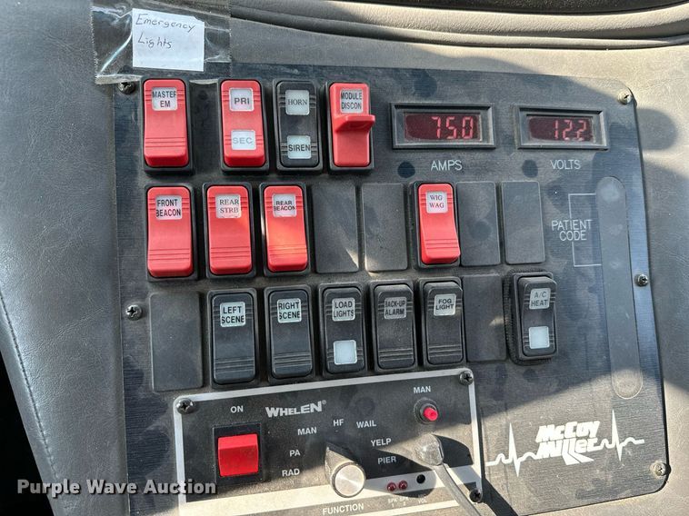 image for item HN9985 1998 Ford E450  ambulance