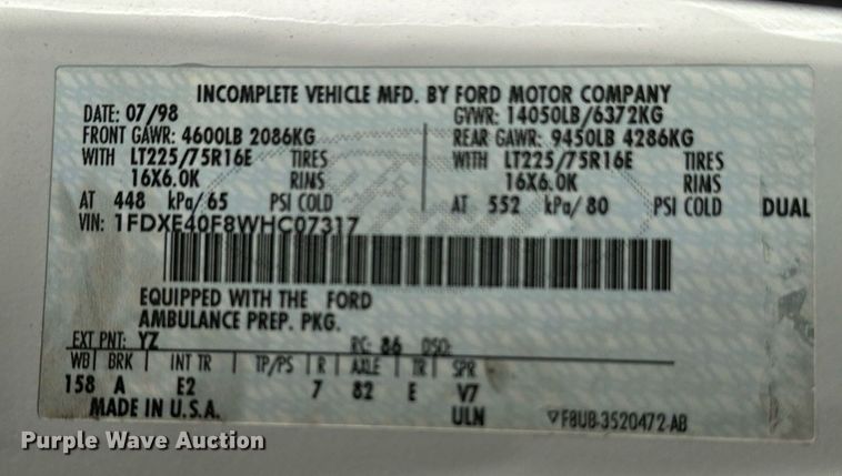 image for item HN9985 1998 Ford E450  ambulance