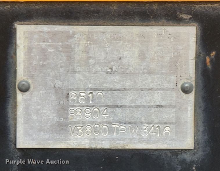 image for item HY9090 LeeBoy 8510B  screed