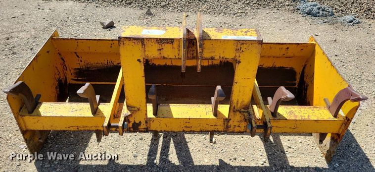 image for item IQ9874 Modern Inc Economy Scraper  box blade