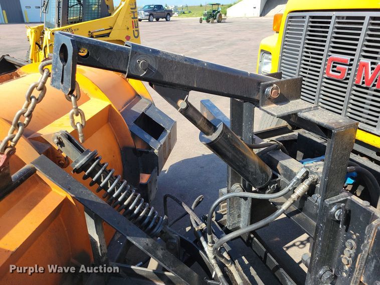 image for item IQ9875 1997 GMC C8500  dump truck