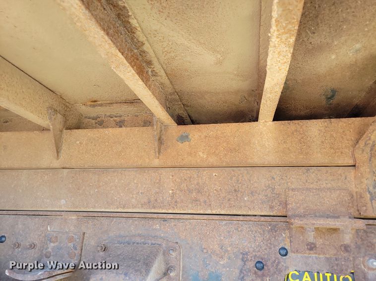 image for item IQ9875 1997 GMC C8500  dump truck