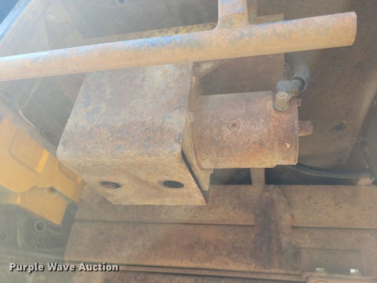 image for item IQ9875 1997 GMC C8500  dump truck