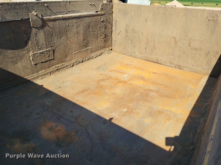 image for item IQ9875 1997 GMC C8500  dump truck