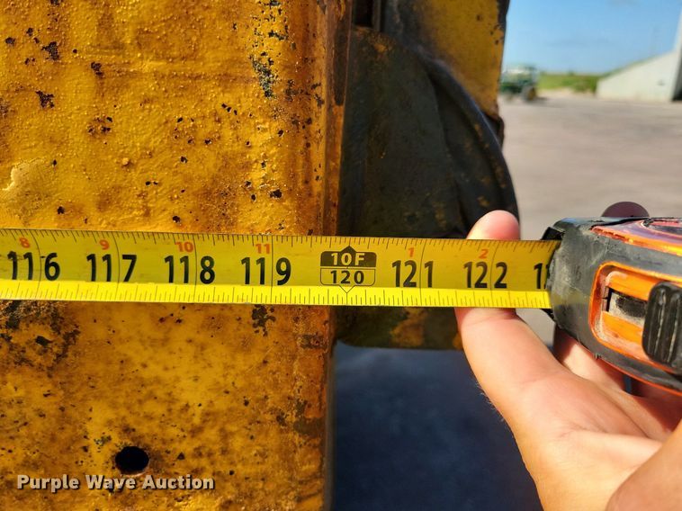 image for item IQ9875 1997 GMC C8500  dump truck