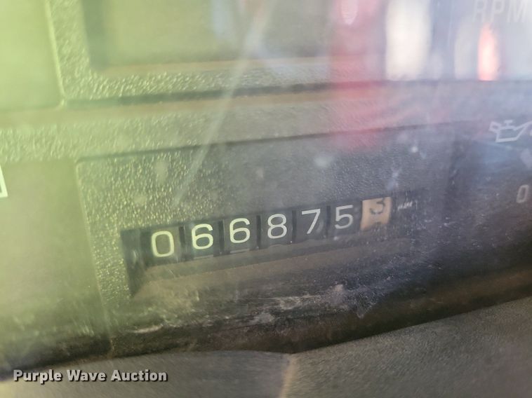 image for item IQ9875 1997 GMC C8500  dump truck