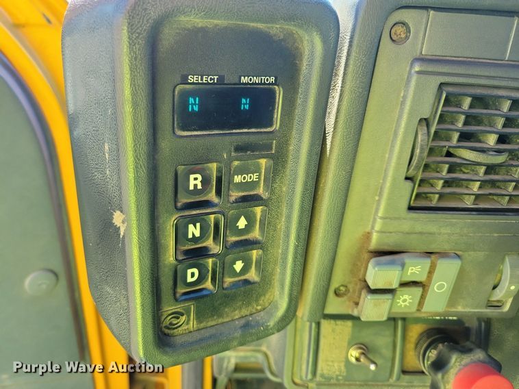 image for item IQ9875 1997 GMC C8500  dump truck