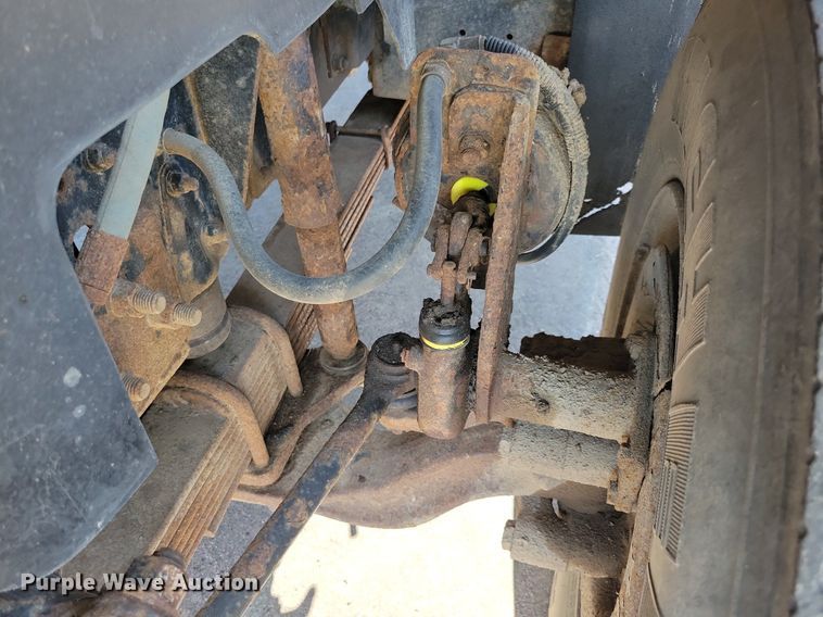 image for item IQ9875 1997 GMC C8500  dump truck