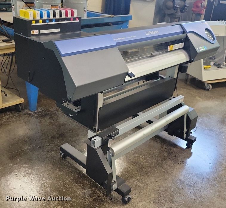 image for item IQ9884 Roland VersaCAMM VS-300  print and cut printer