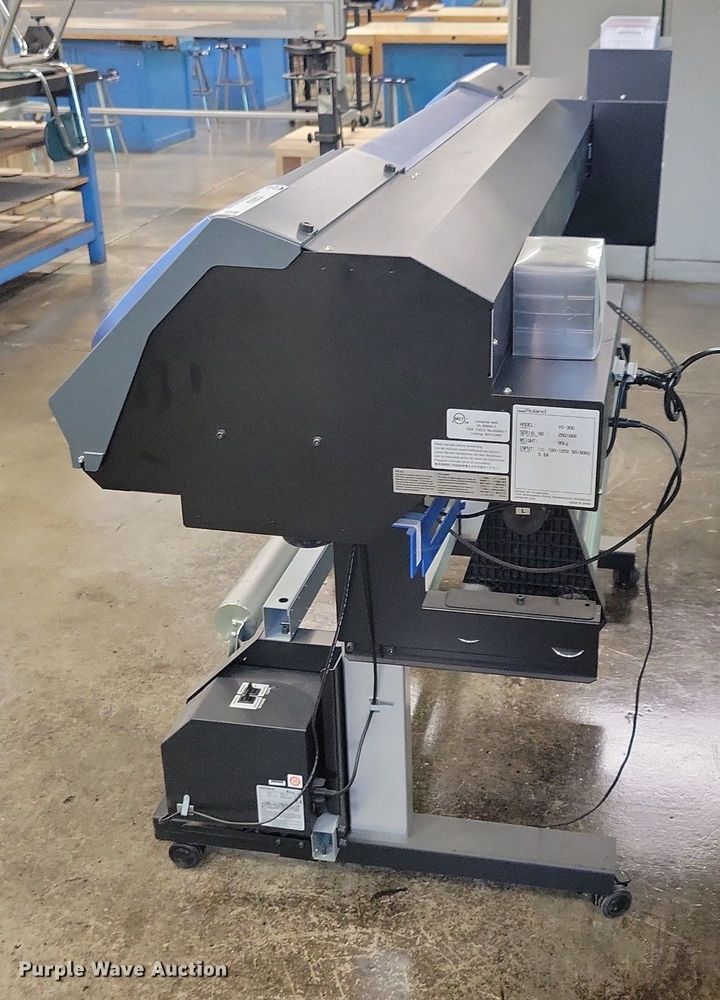 image for item IQ9884 Roland VersaCAMM VS-300  print and cut printer