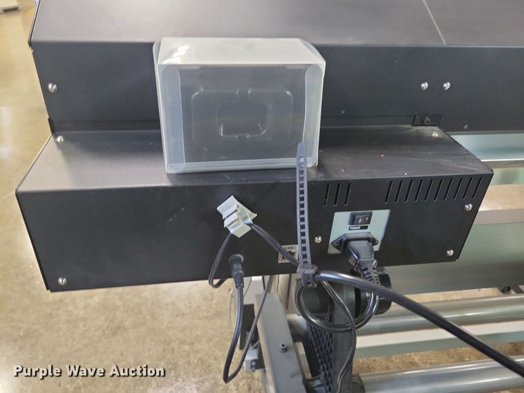 image for item IQ9884 Roland VersaCAMM VS-300  print and cut printer