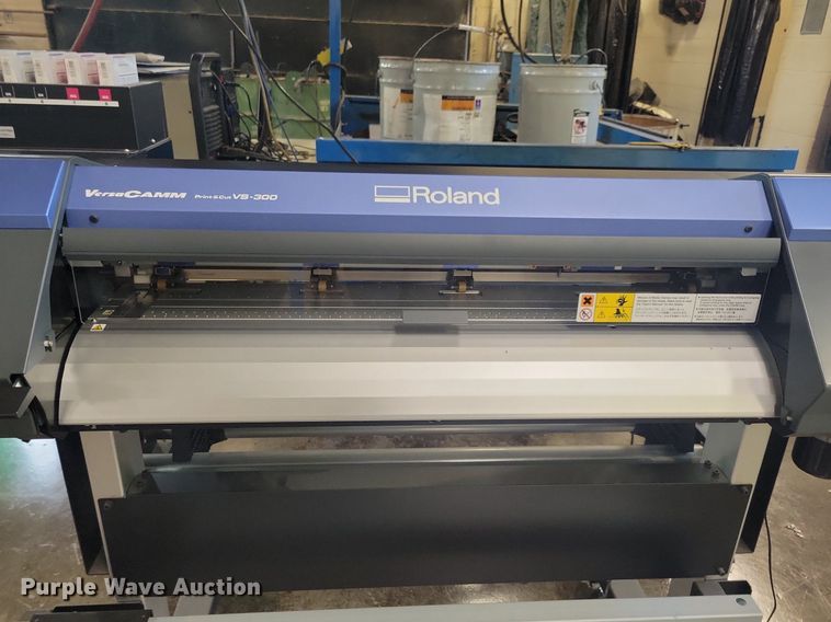 image for item IQ9884 Roland VersaCAMM VS-300  print and cut printer