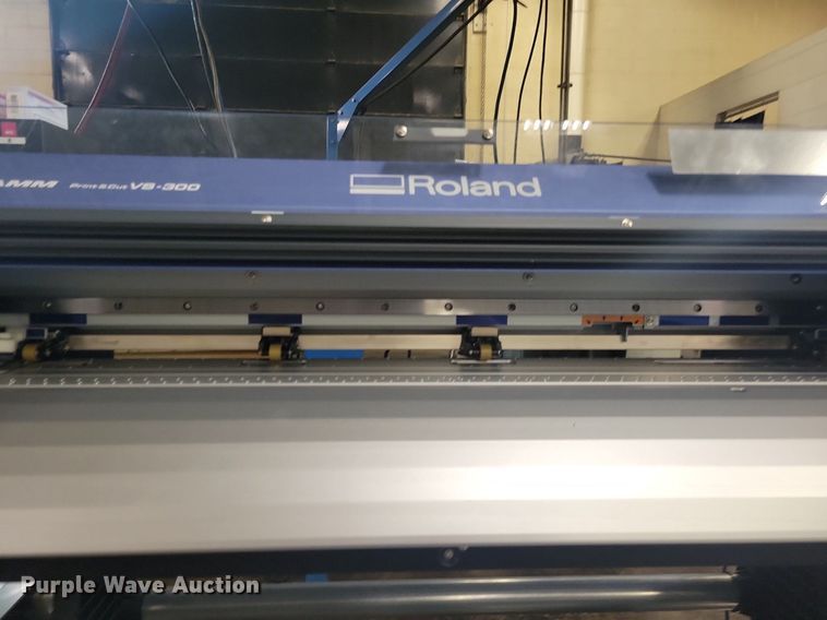 image for item IQ9884 Roland VersaCAMM VS-300  print and cut printer