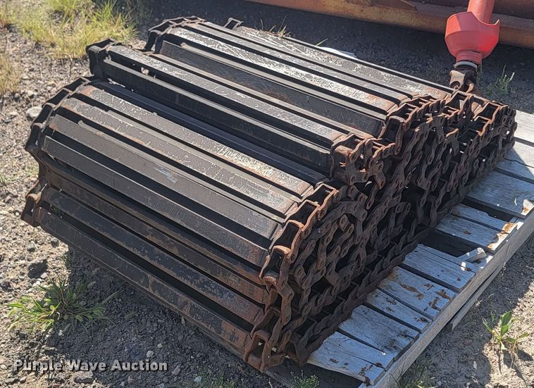 image for item JC9570 30 7/8"W spreader chain