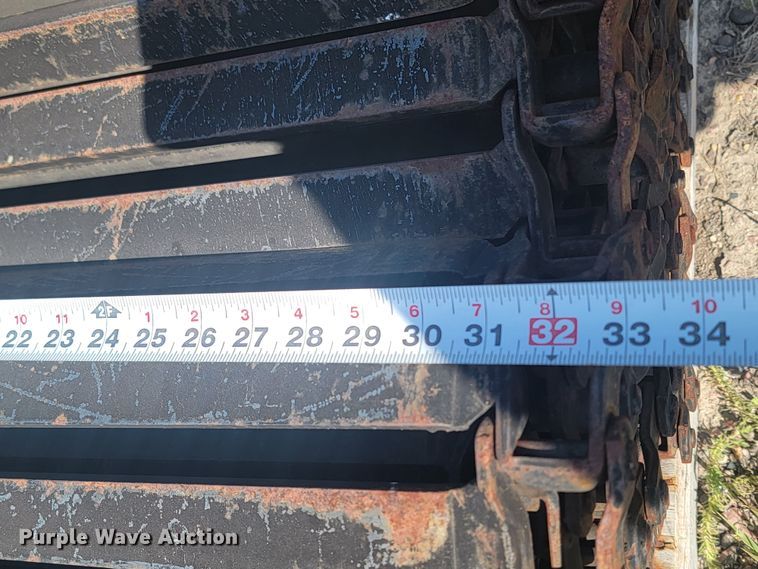 image for item JC9570 30 7/8"W spreader chain