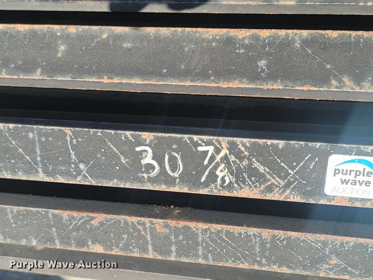 image for item JC9570 30 7/8"W spreader chain