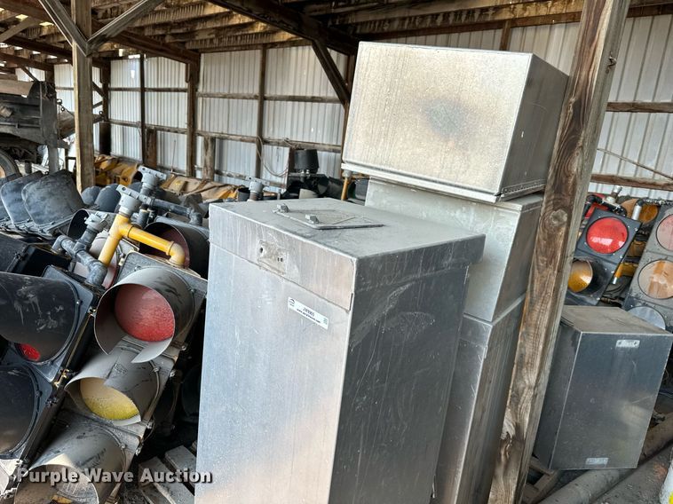 image for item JW9965 Road safety equipment