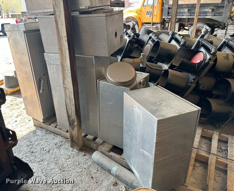 image for item JW9965 Road safety equipment