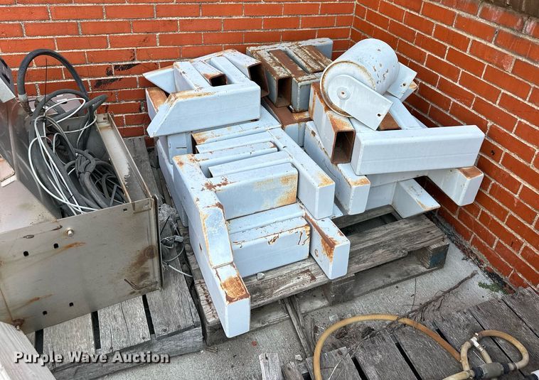 image for item JW9966 Truck parts