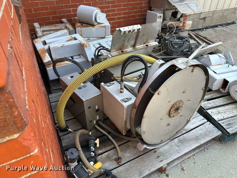 image for item JW9966 Truck parts