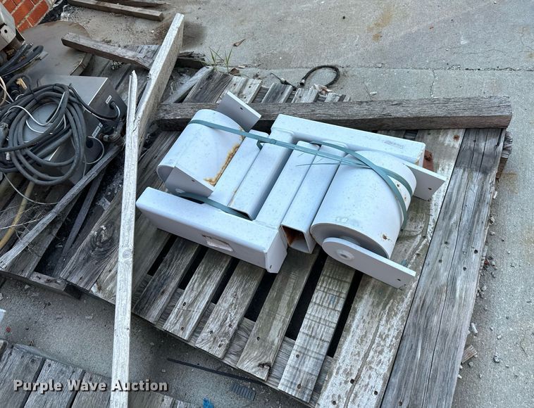 image for item JW9966 Truck parts