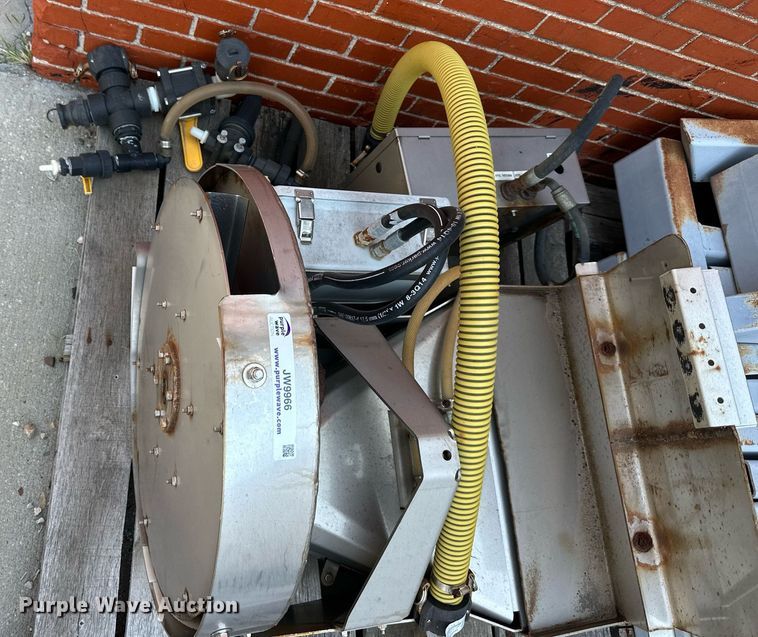 image for item JW9966 Truck parts