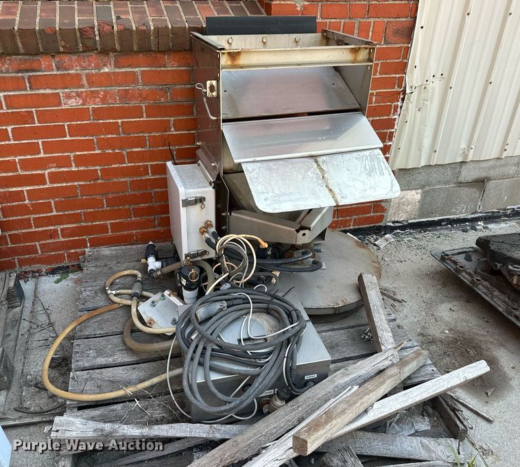 image for item JW9966 Truck parts