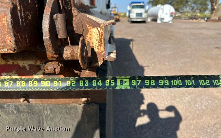 image for item KM9808 1989 White GMC WCS  dump truck