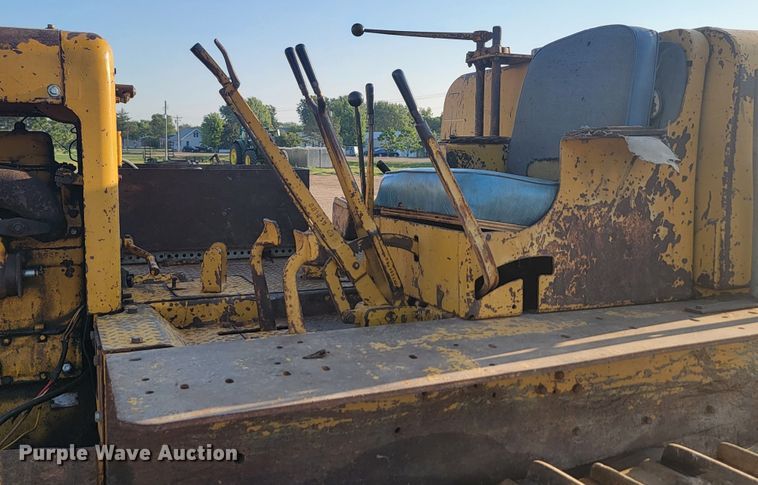 image for item KS9259 Caterpillar D8  dozer