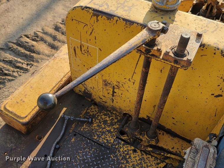 image for item KS9259 Caterpillar D8  dozer