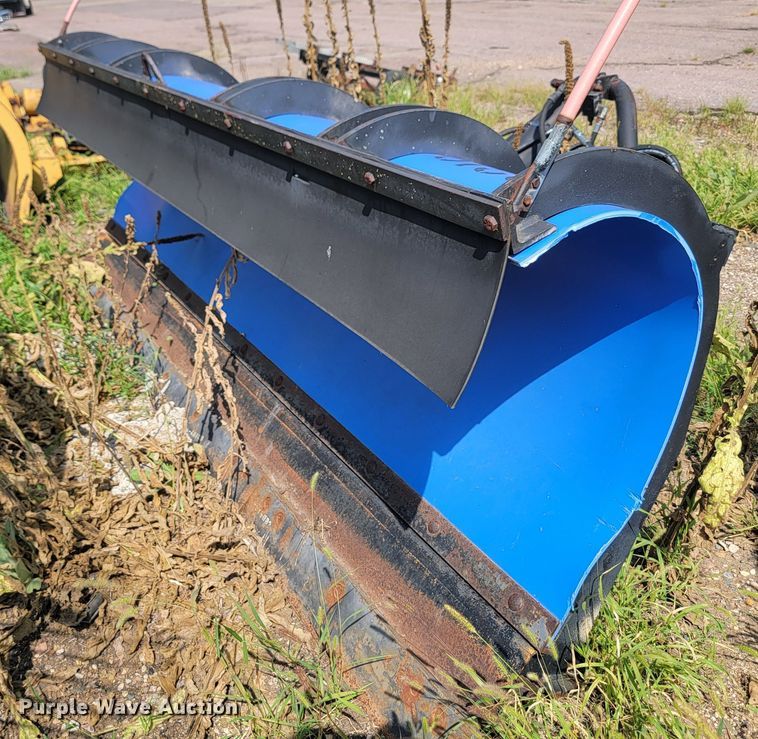 image for item KS9265 1997 Wausau HSP4210  10'W snow plow