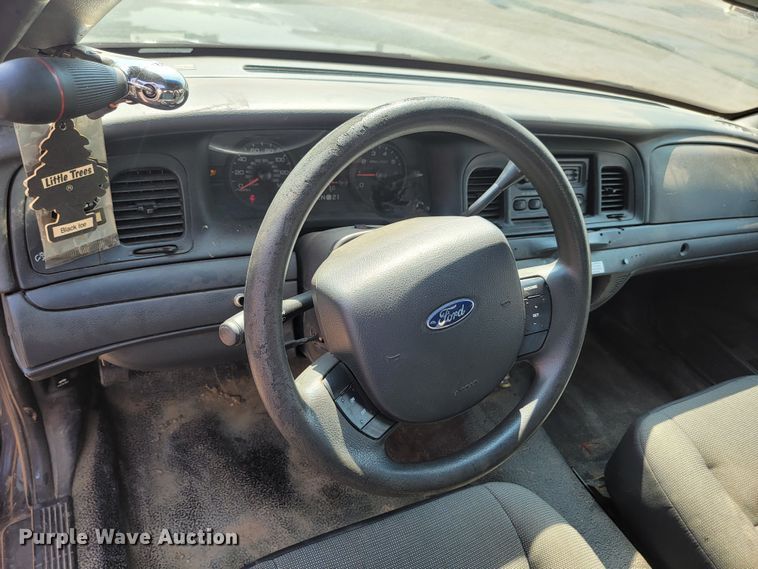 image for item KS9268 2008 Ford Crown Victoria Police Interceptor