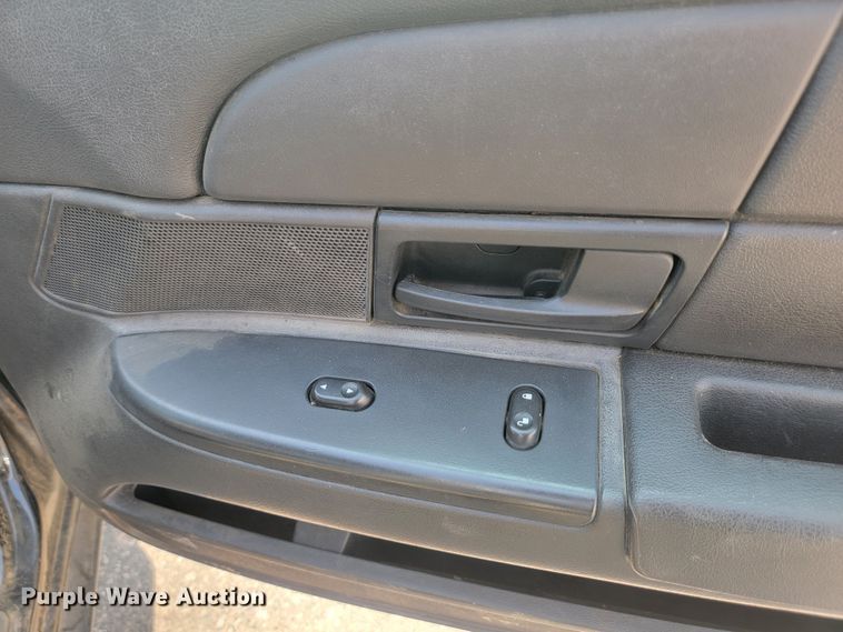 image for item KS9268 2008 Ford Crown Victoria Police Interceptor