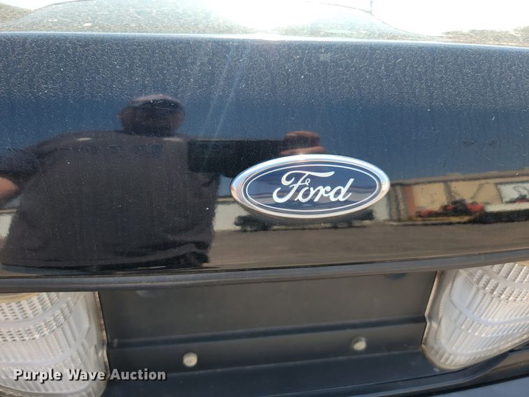 image for item KS9268 2008 Ford Crown Victoria Police Interceptor