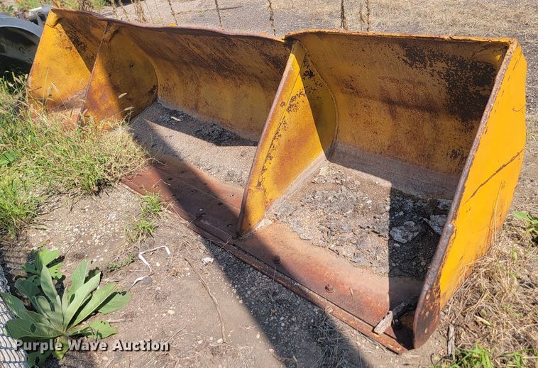 image for item KS9269 Shop built  13'W bucket