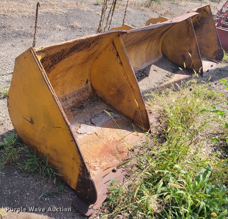 image for item KS9269 Shop built  13'W bucket