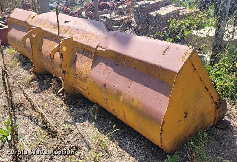 image for item KS9269 Shop built  13'W bucket