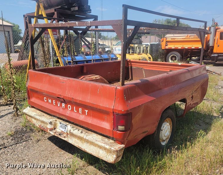 image for item KS9271 Pickup truck bed trailer