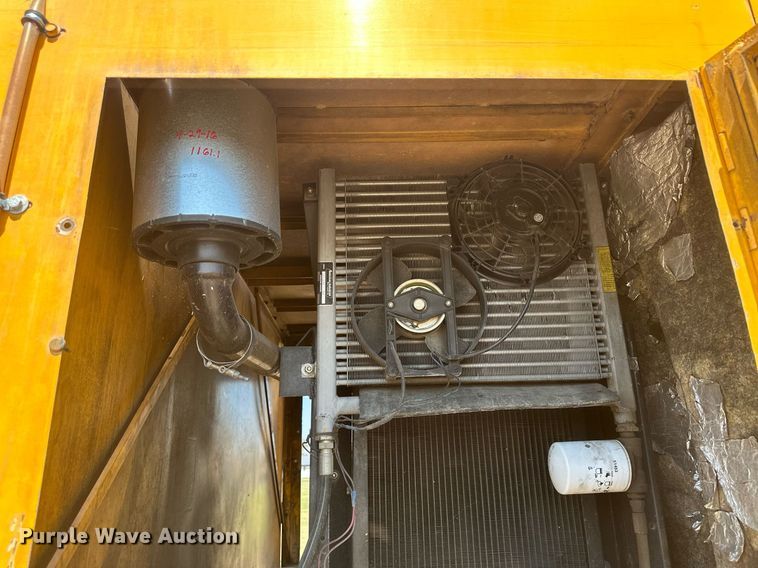 image for item KX9058 1972 International Loadstar 1600  vacuum truck