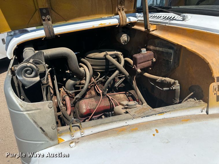 image for item KX9058 1972 International Loadstar 1600  vacuum truck