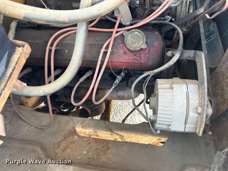 image for item KX9058 1972 International Loadstar 1600  vacuum truck