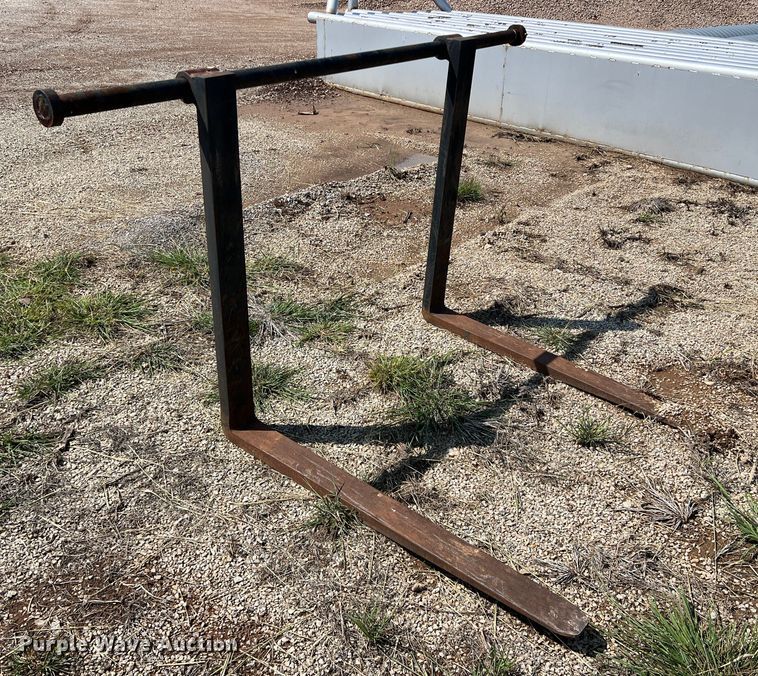 image for item LB9385 Backhoe forks 